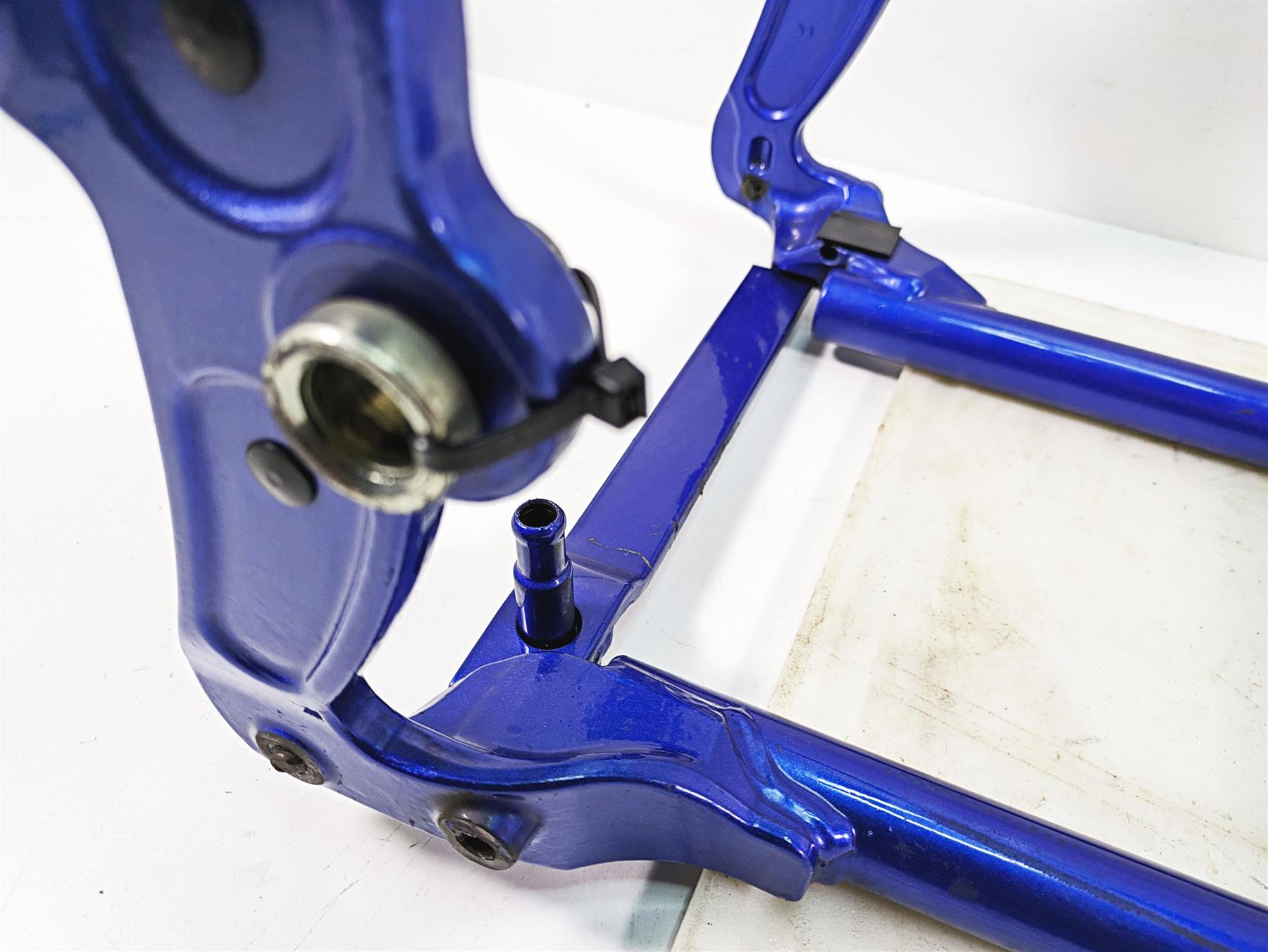 2009 Harley FXCWC Softail Rocker C Blue Straight Main Frame Chassis With Clean Arizona Title 47167-08 {{ shop.shopifyCountryName }} - Mototech271