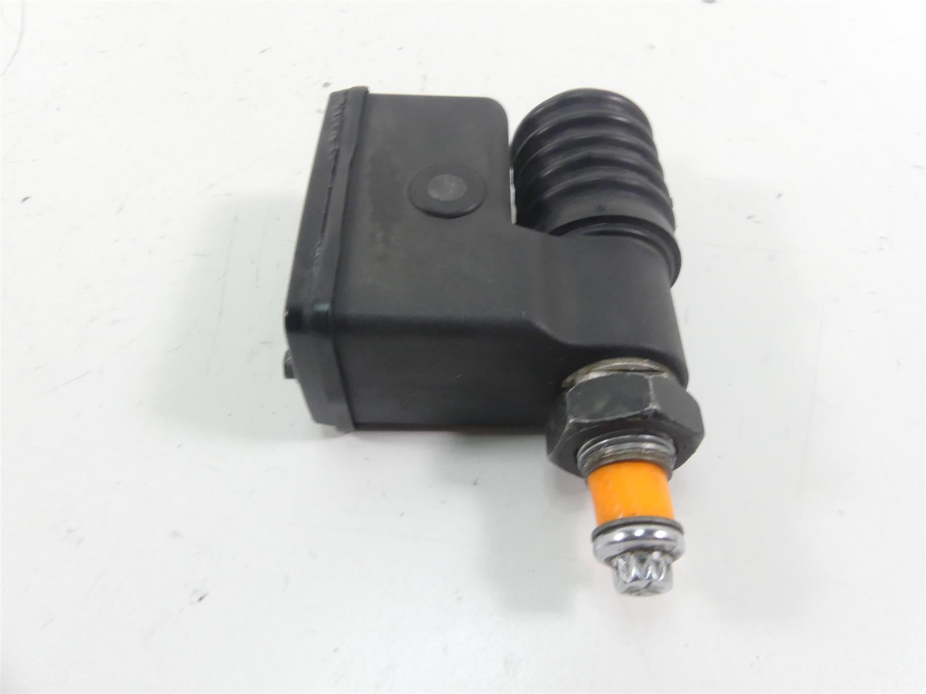 2004 Harley FXDWGI Dyna Wide Glide Rear Brake Master Cylinder 42474-90C {{ shop.shopifyCountryName }} - Mototech271
