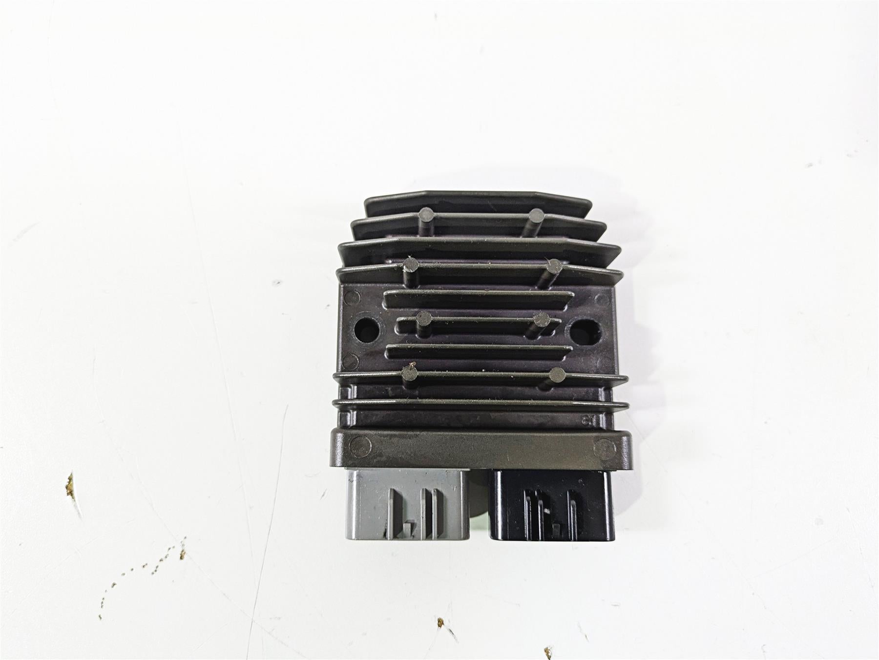 2016 BMW S1000RR K46 Rectifier Voltage Regulator FH020CA 12317718422 {{ shop.shopifyCountryName }} - Mototech271