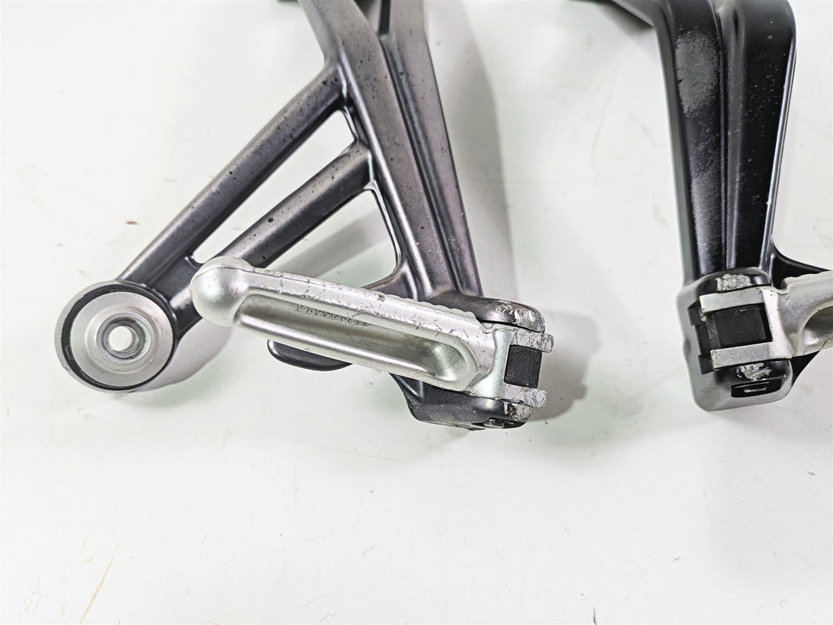 2012 Ducati Streetfighter 848 Rear Passenger Footpeg Set 82411561A 82411571A {{ shop.shopifyCountryName }} - Mototech271