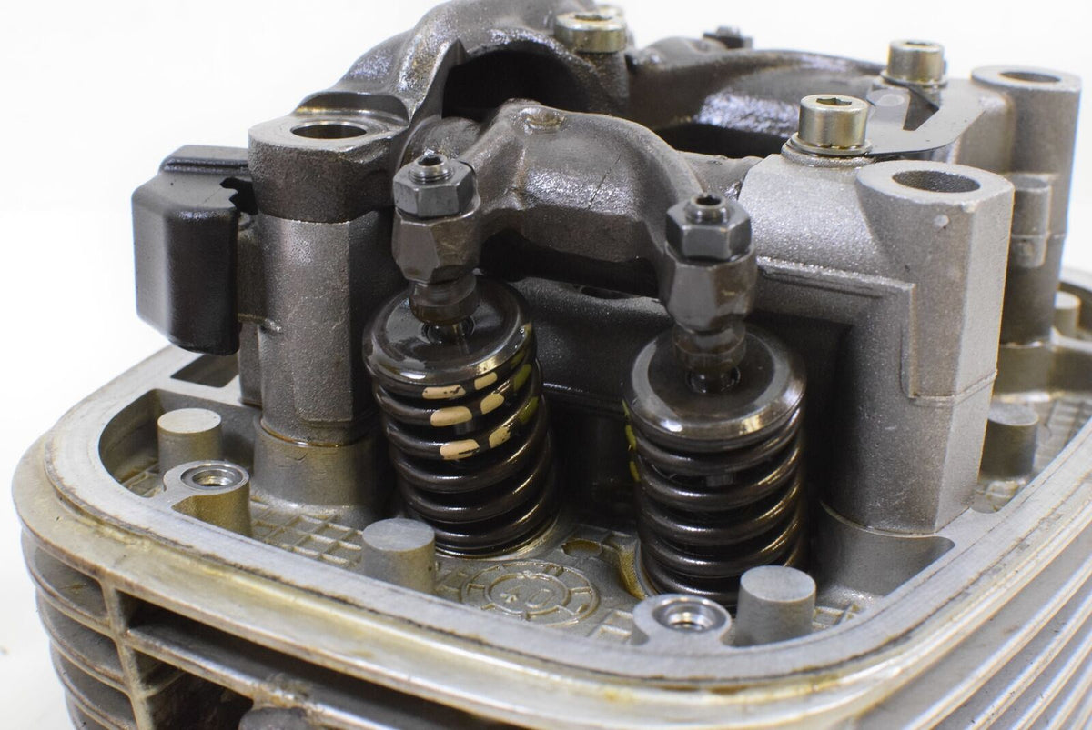 1998 'BMW R1100GS R1100 GS 259E Right Cylinderhead Cylinder Head 11121342684 {{ shop.shopifyCountryName }} - Mototech271