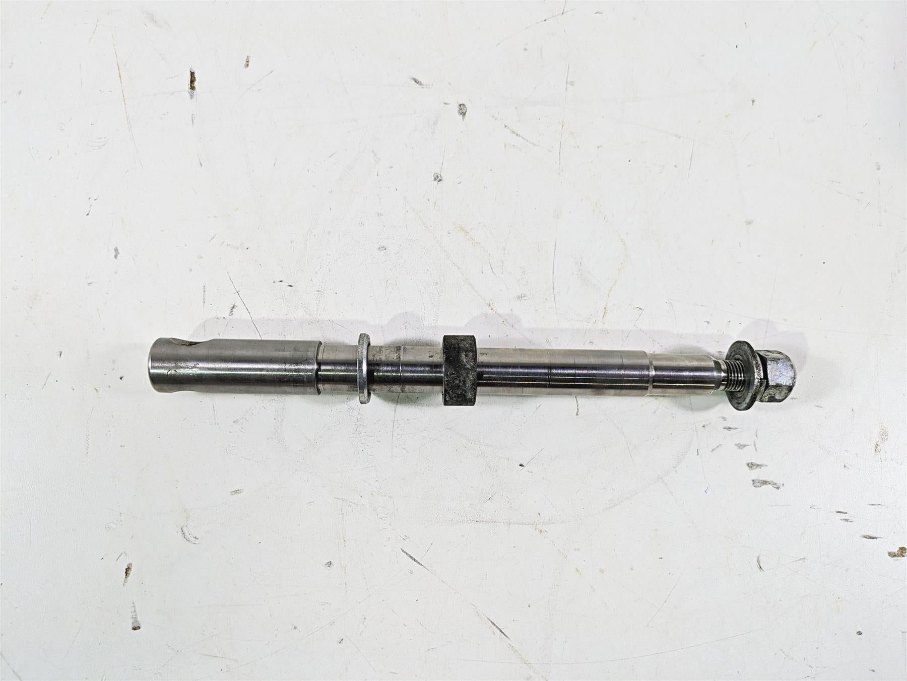 2003 Harley Dyna FXDL Low Rider 100TH Front Axle Wheel Spindle 3/4
