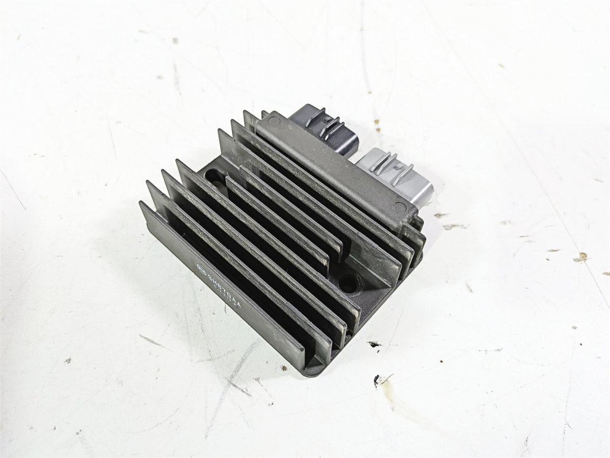 2021 Aprilia RS660 Rectifier Voltage Regulator 1A012332 SH870AA {{ shop.shopifyCountryName }} - Mototech271