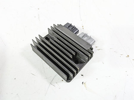 2021 Aprilia RS660 Rectifier Voltage Regulator 1A012332 SH870AA {{ shop.shopifyCountryName }} - Mototech271
