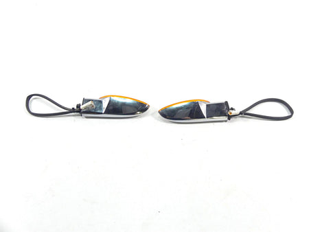 2011 Victory Cross Country Front Blinker Turn Signal Set 2411114 {{ shop.shopifyCountryName }} - Mototech271
