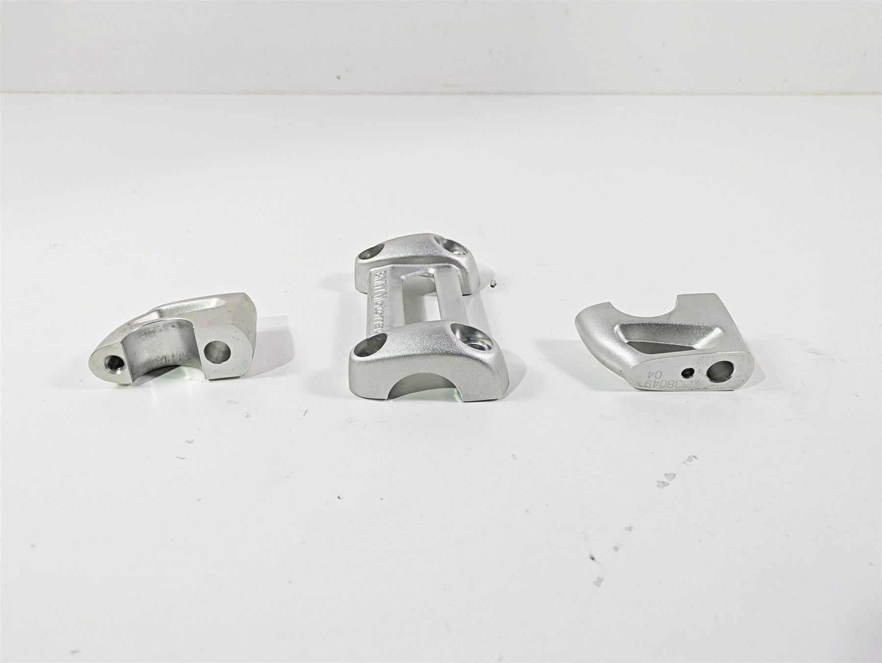 2018 BMW R nineT Urban GS K33 Handlebar Riser Holder Set - Read 32718538049 {{ shop.shopifyCountryName }} - Mototech271