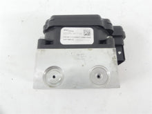 Load image into Gallery viewer, 2012 Harley Touring FLHX Street Glide Abs Brake Pump Unit Module 40601-08 | Mototech271
