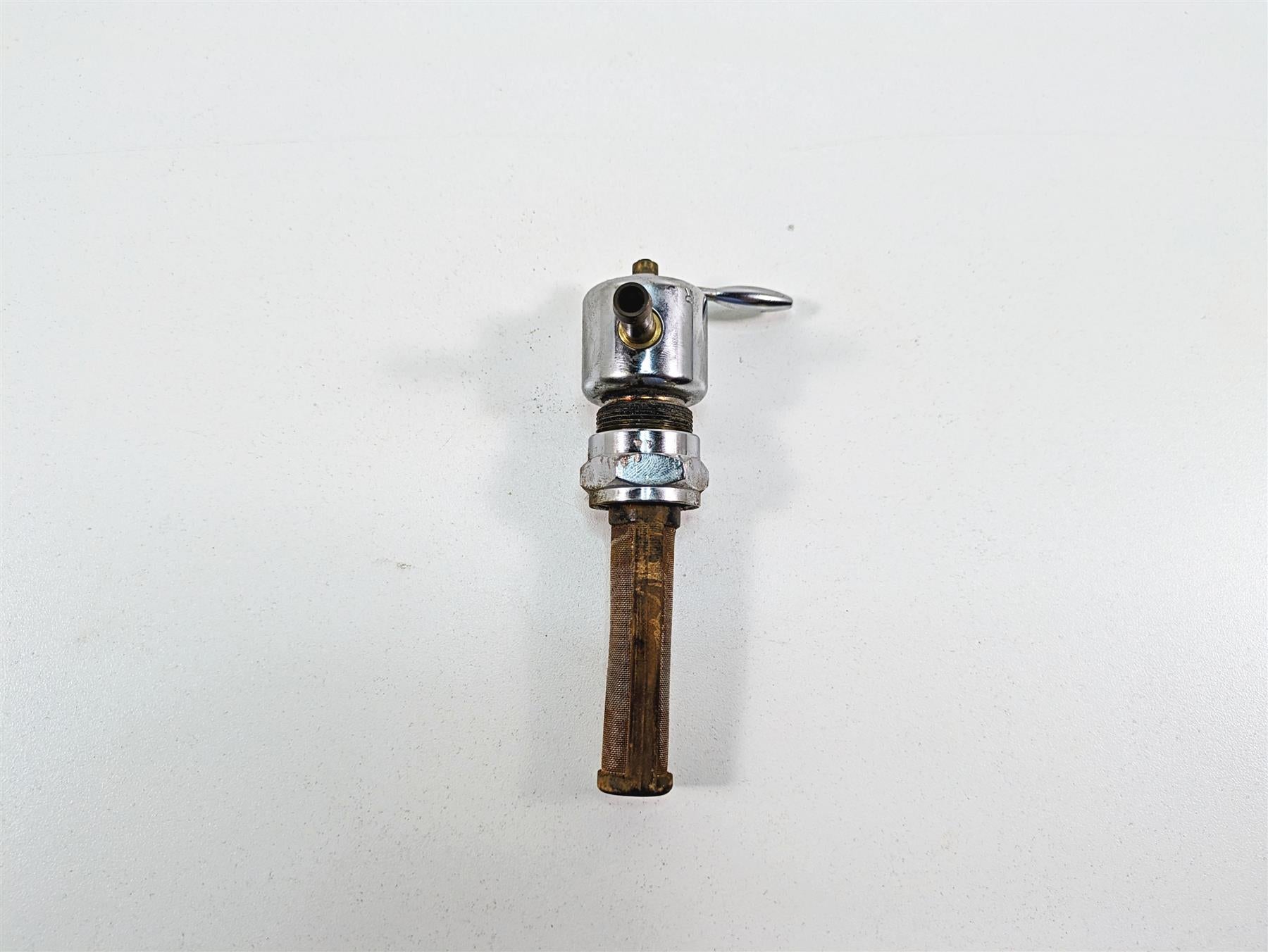 1986 Harley Sportster XLH 883 Petcock Fuel Gas Petrol Valve 62169-86 {{ shop.shopifyCountryName }} - Mototech271