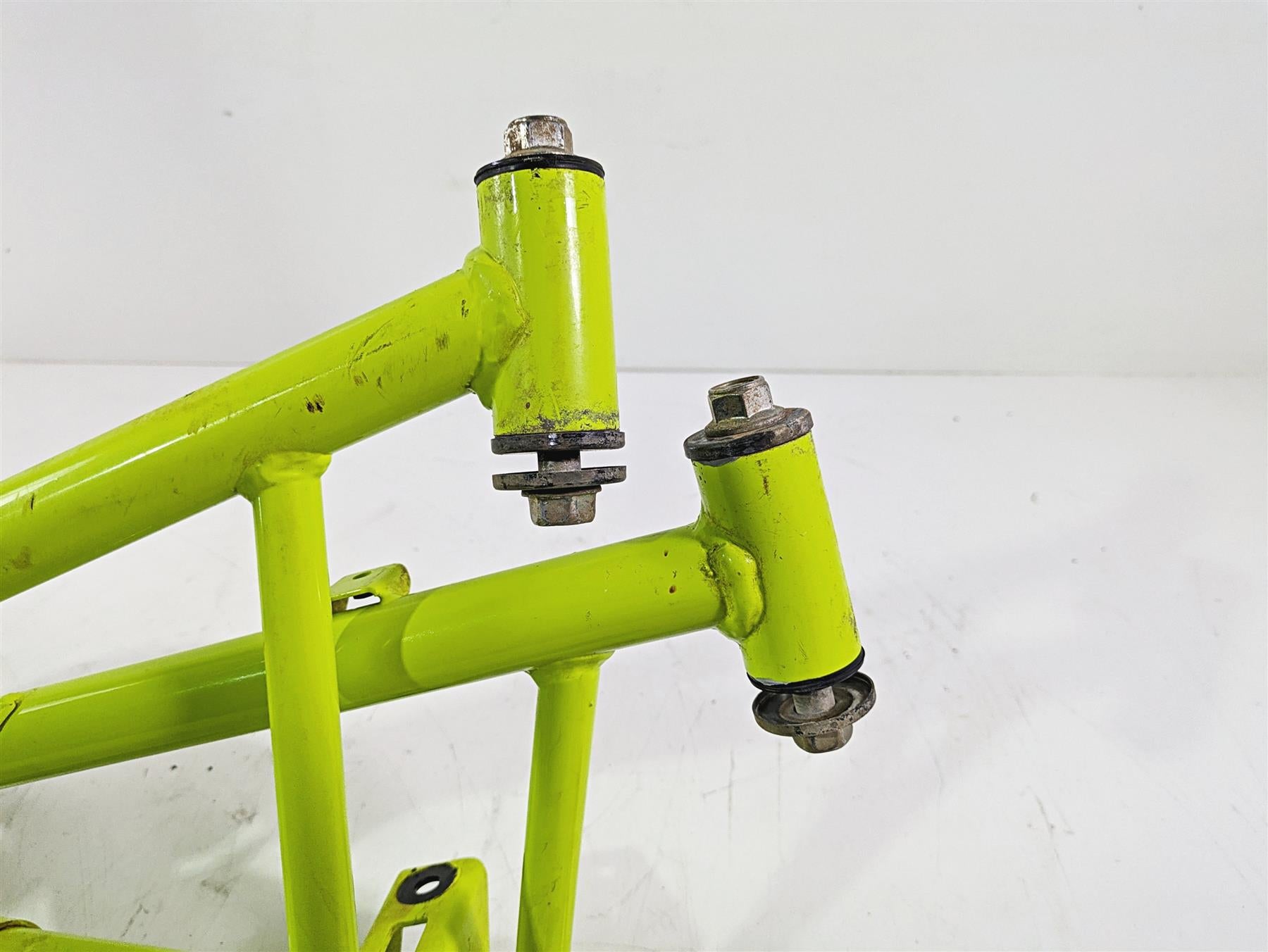 2021 Kawasaki Teryx KRX KRF 1000 Front Left Knee Assembly 39007-0424 39007-0463 {{ shop.shopifyCountryName }} - Mototech271