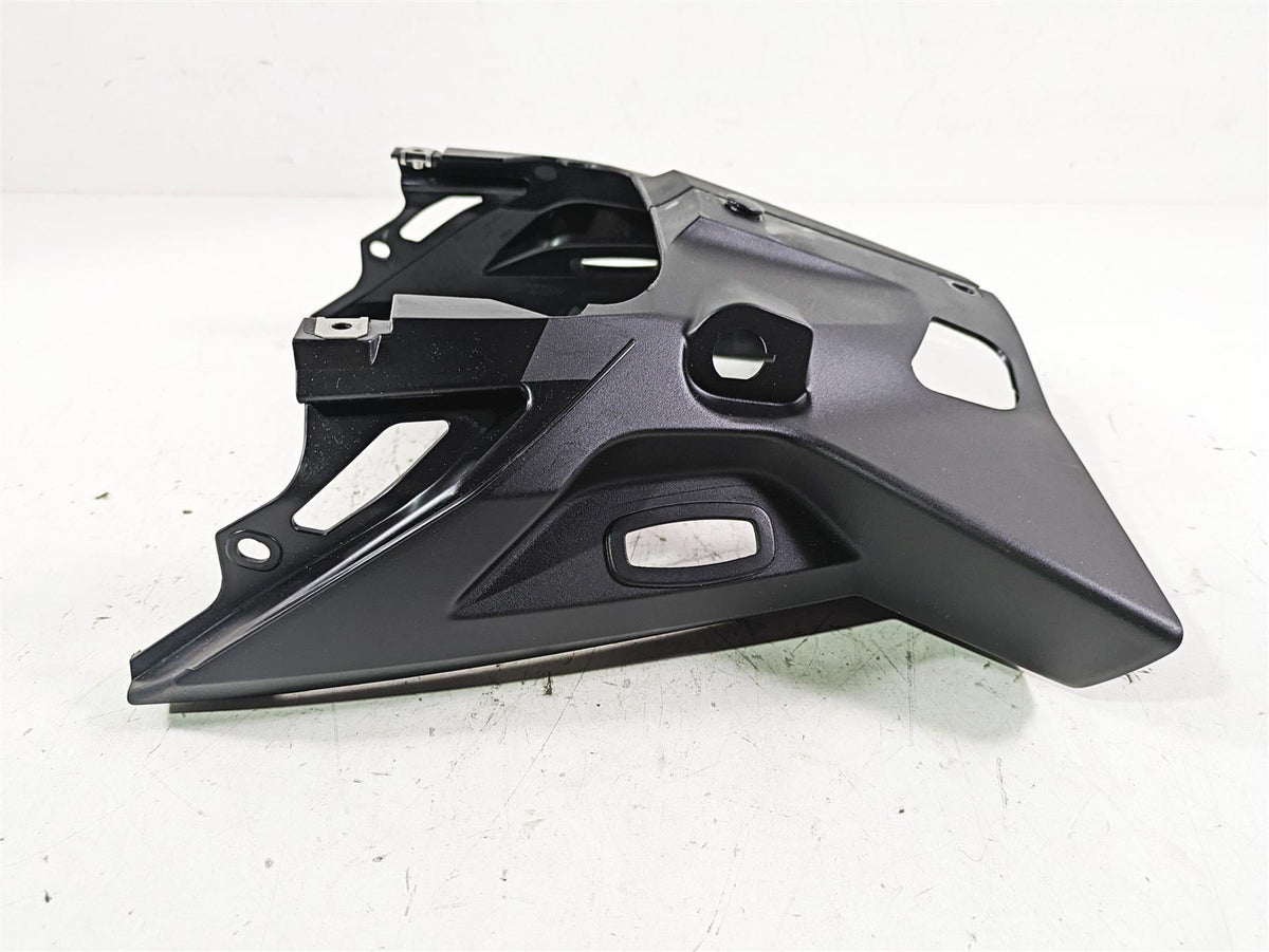 2022 BMW R1250 RT K052 Rear Tail Cover Fairing Set 46638529393 {{ shop.shopifyCountryName }} - Mototech271