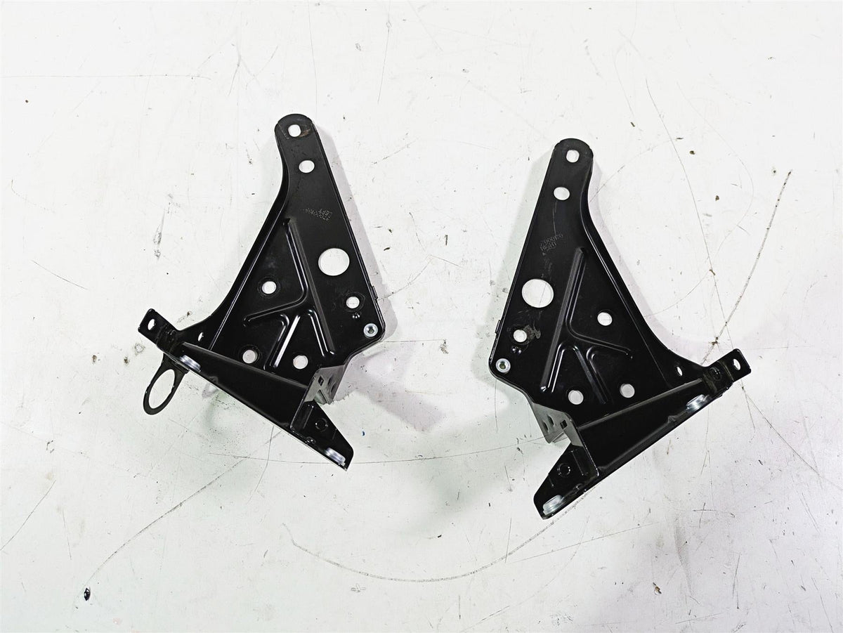 2015 Harley Touring FLHTKL E -Glide Low Front Fairing Mount Holder Set 57000169A {{ shop.shopifyCountryName }} - Mototech271