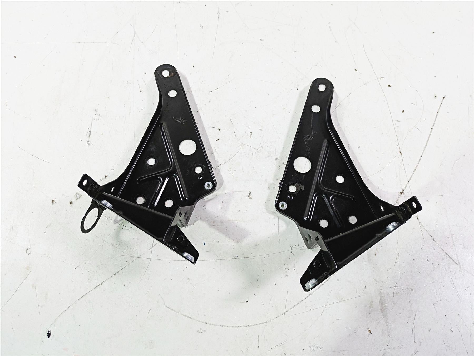 2015 Harley Touring FLHTKL E -Glide Low Front Fairing Mount Holder Set 57000169A {{ shop.shopifyCountryName }} - Mototech271