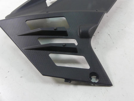 2021 Aprilia RS 660 Right Side Black Fairing Cover Cowl Guard 2B006622 {{ shop.shopifyCountryName }} - Mototech271