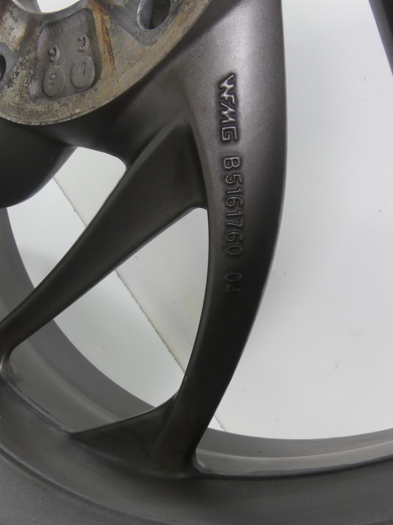 2015 BMW K1600GT K48 Straight Grey Rear Wheel Rim 17x6 36318529042 8528659 {{ shop.shopifyCountryName }} - Mototech271