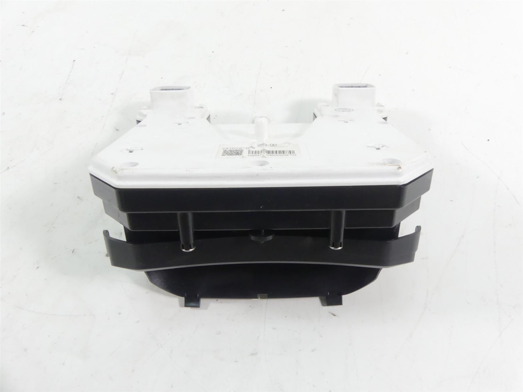 2013 Yamaha VMX17 V-Max 1700 Speedometer Odometer Gauge - 22K 2S3-8350A-00-00 {{ shop.shopifyCountryName }} - Mototech271