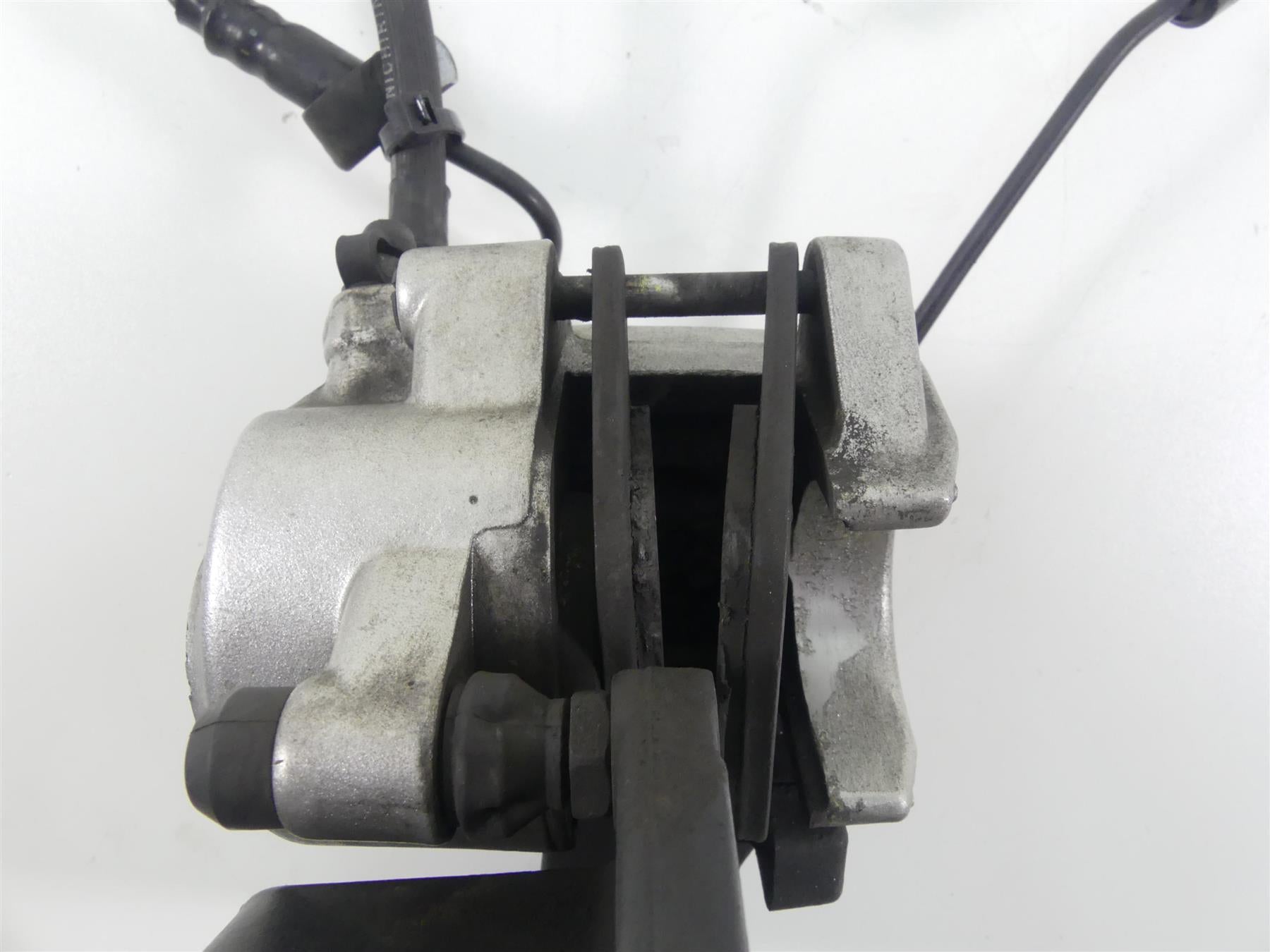 2006 Harley Sportster XL1200 Custom Rear Brake Caliper + Line & Bracket 40968-05 | Mototech271