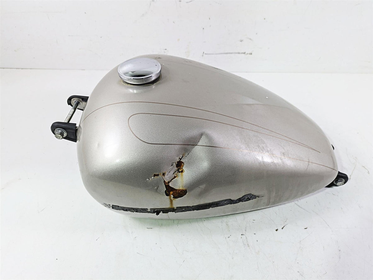 2018 Harley FXBR Softail Breakout Fuel Gas Petrol Tank - Dented 61000673 {{ shop.shopifyCountryName }} - Mototech271