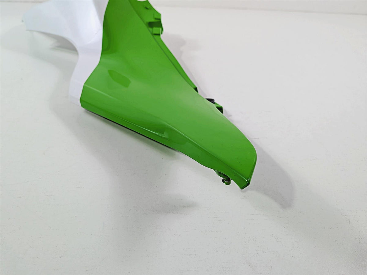 2024 Kawasaki EX500 Ninja 40th An. Left Mid Side Cover Fairing Cowl 55028-0884 {{ shop.shopifyCountryName }} - Mototech271