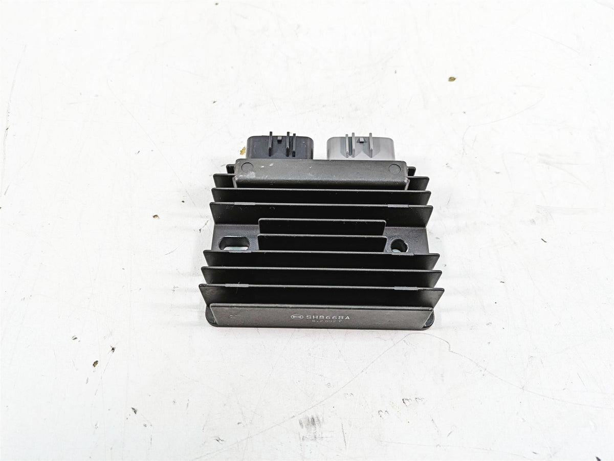 2018 Kawasaki ZX1002 Ninja H2 SX Rectifier Voltage Regulator SH866BA 21066-0745 {{ shop.shopifyCountryName }} - Mototech271