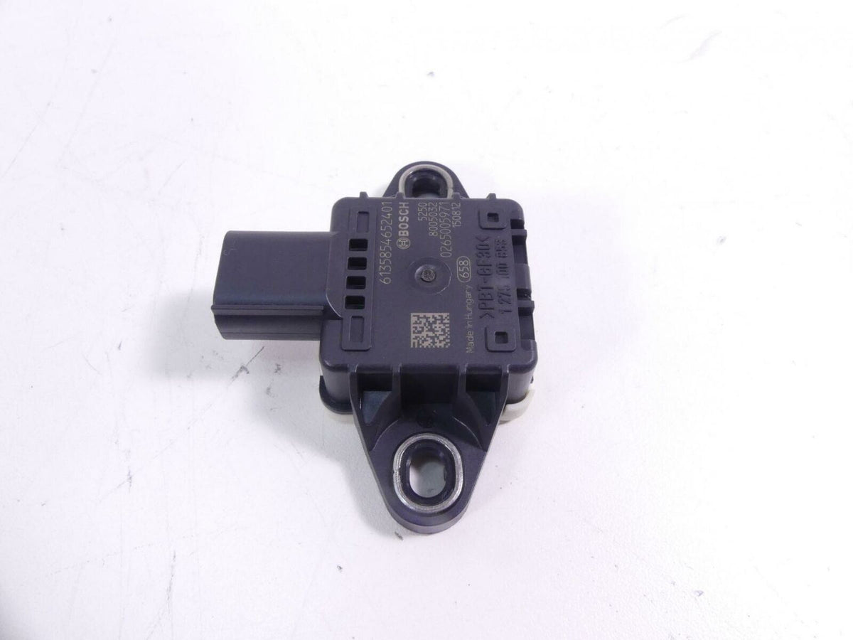 2016 BMW R1200R K53 Bosch Speed Sensor 61358546524 {{ shop.shopifyCountryName }} - Mototech271