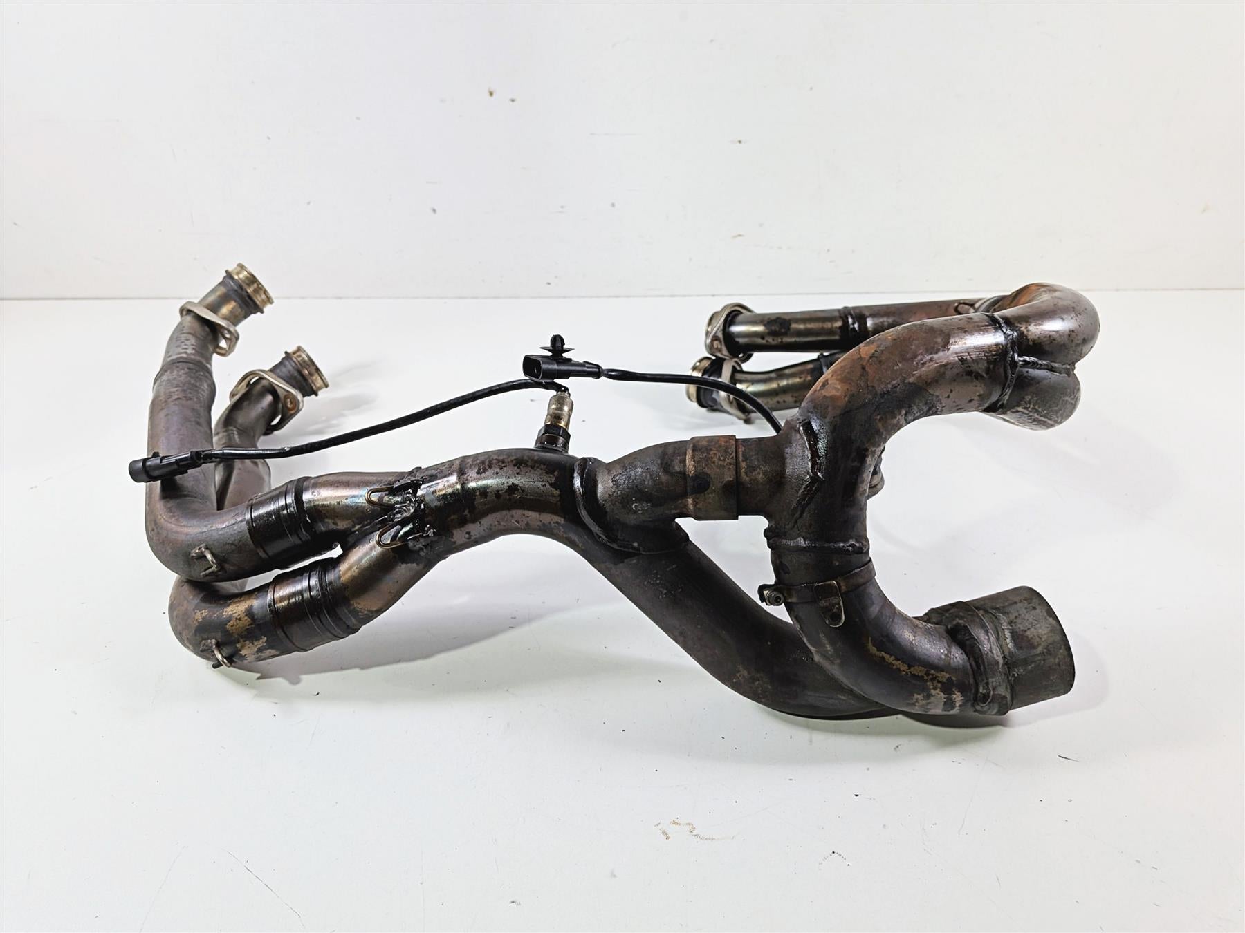 2018 Aprilia RSV4 RR Stock Exhaust Header Manifold Set 2B003106 {{ shop.shopifyCountryName }} - Mototech271