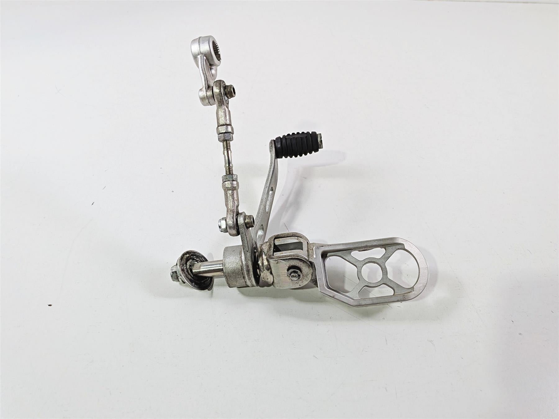 2015 Ducati Scrambler Urban Enduro Left Foot Peg + Mount & Shifter 45620781AA-Mototech271