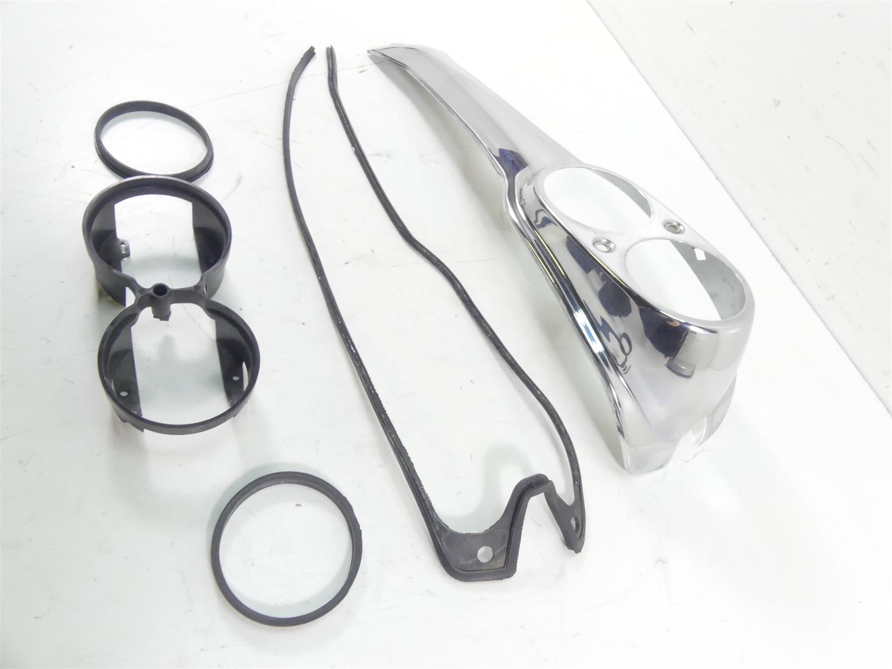 2009 Harley FXDL Dyna Low Rider Chrome Tank Dash Console Gauge Mount -Read 61695-05 {{ shop.shopifyCountryName }} - Mototech271