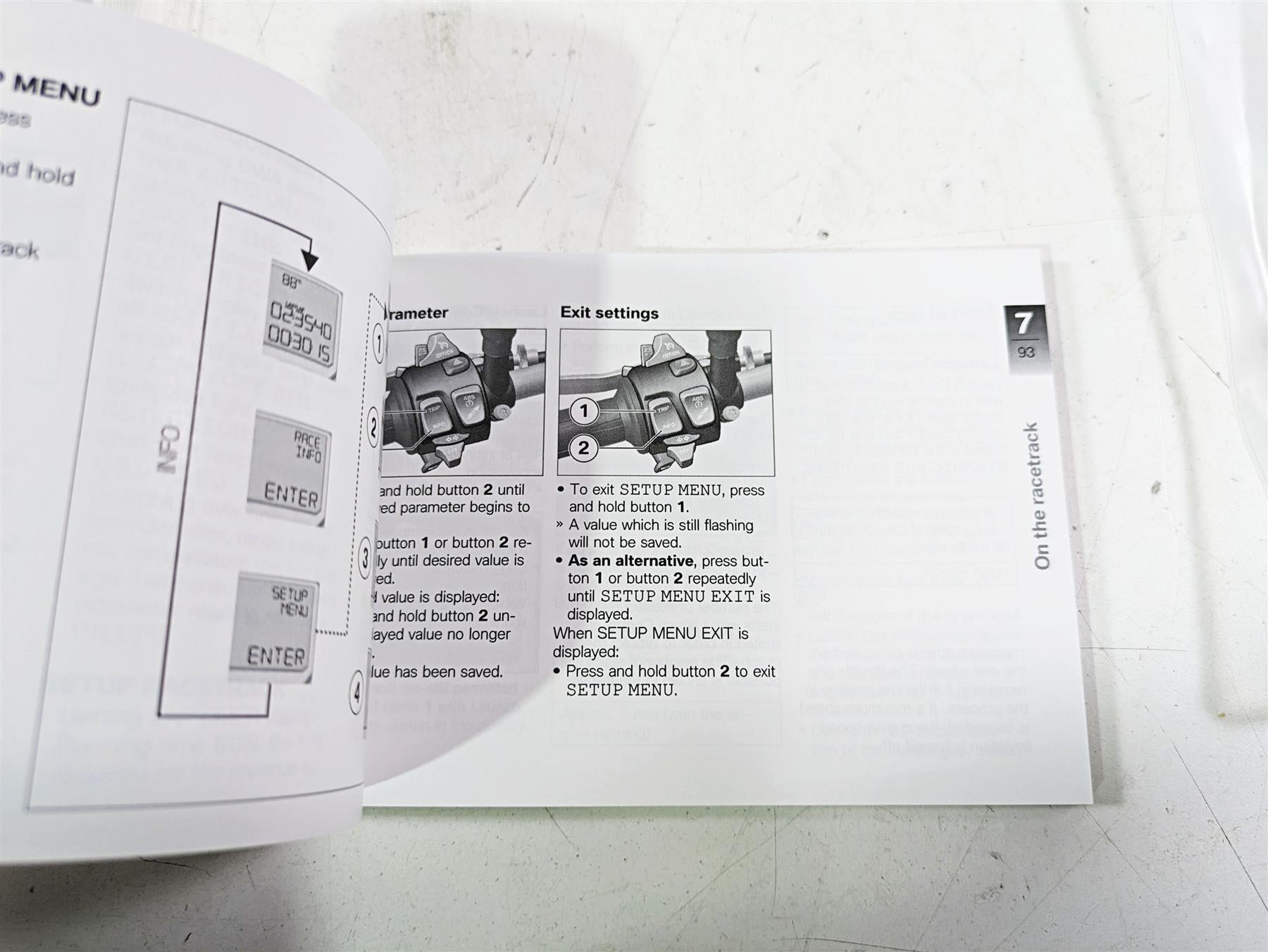 2017 BMW S1000R K47 Owners Manual Booklet & Bag Set 01408387927 {{ shop.shopifyCountryName }} - Mototech271
