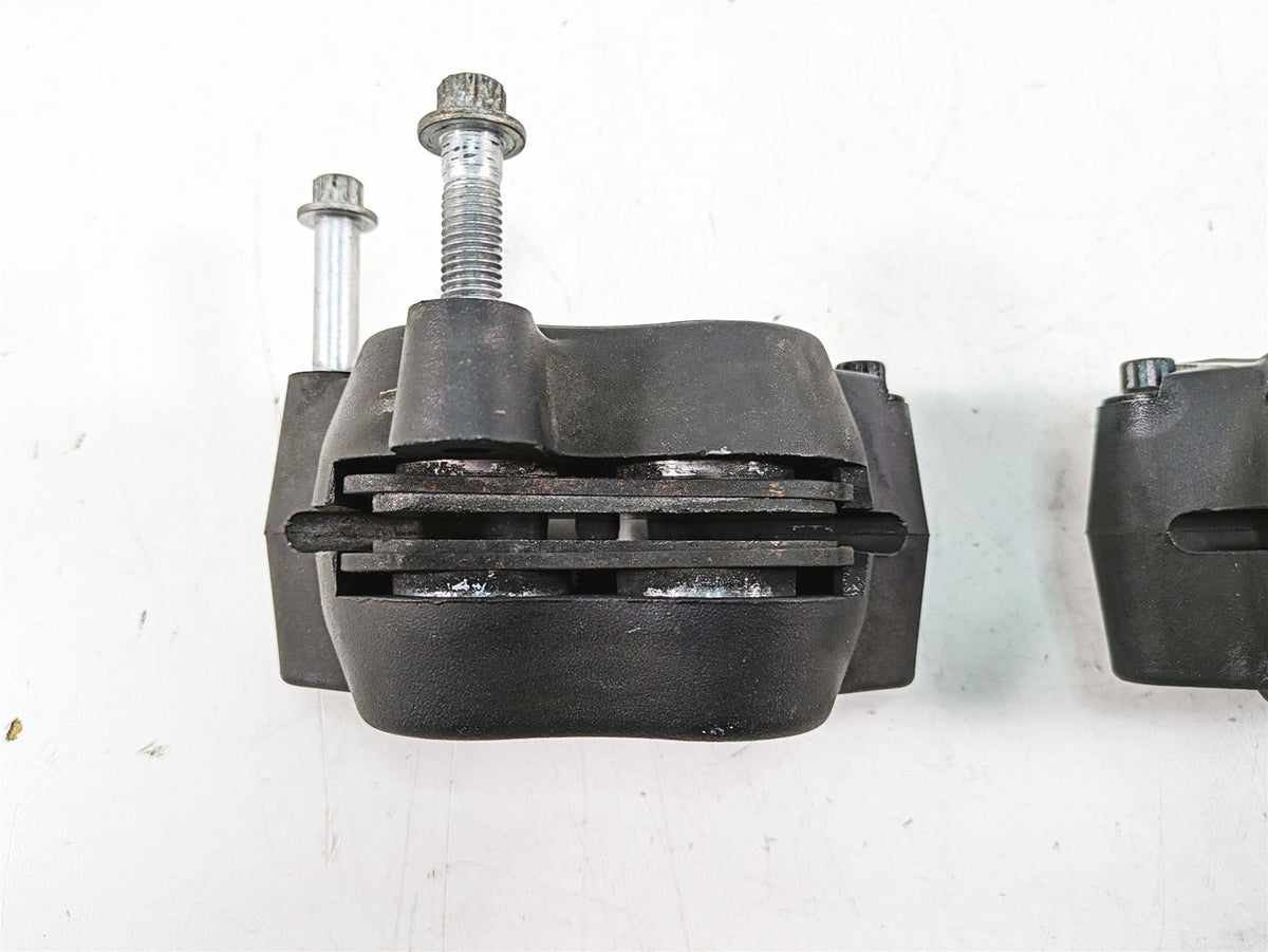 2015 Harley FXDL Dyna Low Rider Front Brake Caliper Set 41300001 41300002 {{ shop.shopifyCountryName }} - Mototech271