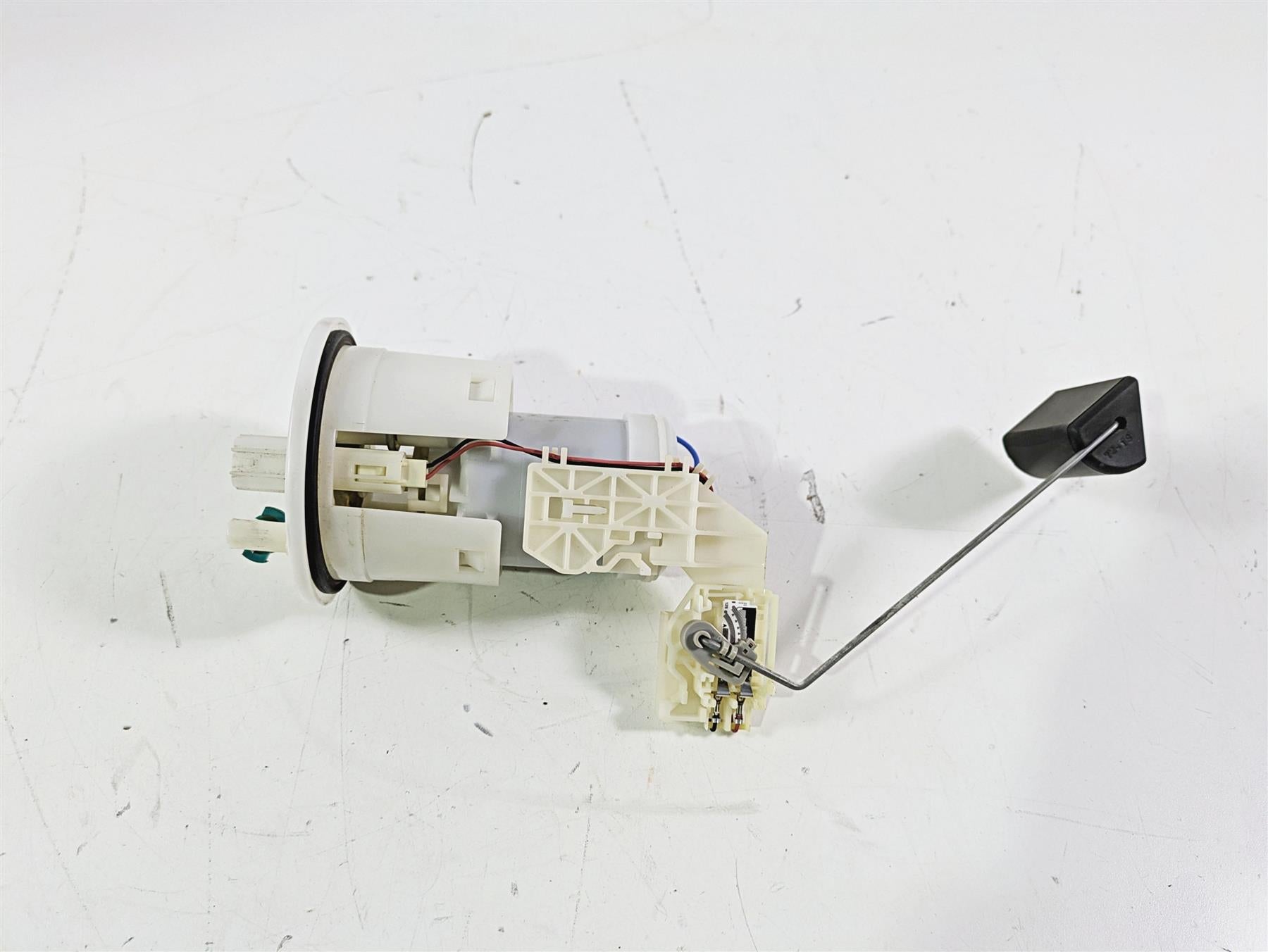 2017 Honda CBR600RR Denso Fuel Gas Petrol Pump Tested 16700-MFJ-D02 {{ shop.shopifyCountryName }} - Mototech271