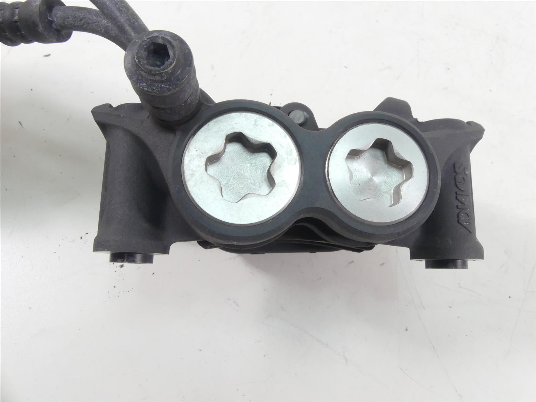 2015 Yamaha MT09 FZ09 Front Silver Star 4 Piston Brake Caliper 1RC-2580U-00-00 {{ shop.shopifyCountryName }} - Mototech271
