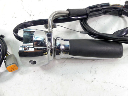 2006 Harley Softail FXSTSI Springer Chrome R+L Hand Control Switches 71685-06A {{ shop.shopifyCountryName }} - Mototech271