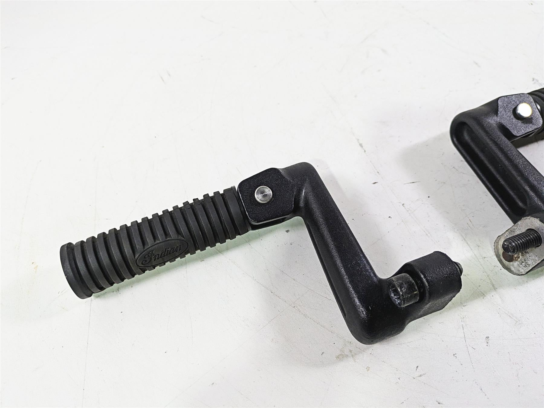 2018 Indian Chieftain Limited Rear Passenger Foot Peg Set 5140869 5140870 {{ shop.shopifyCountryName }} - Mototech271