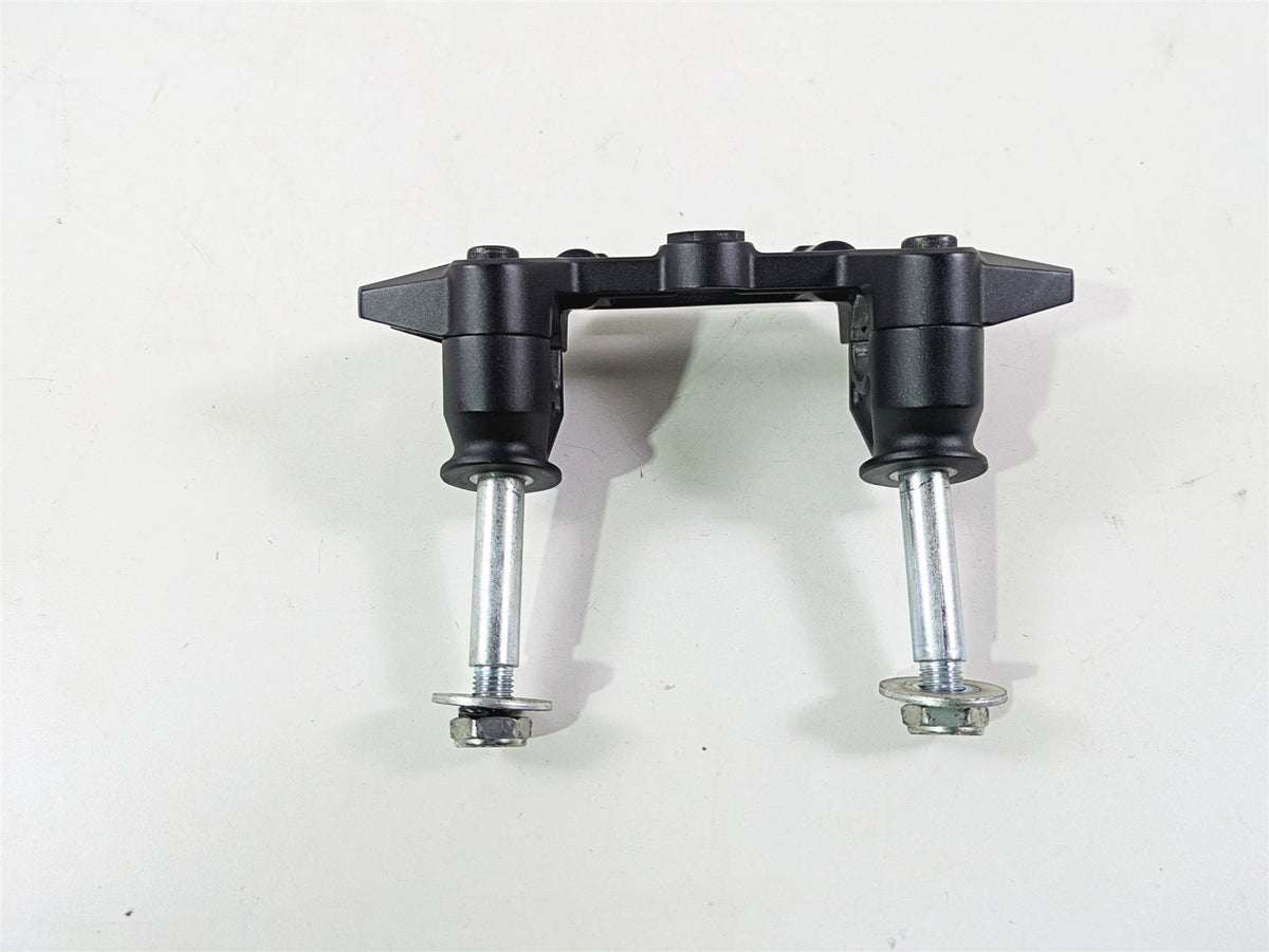 2020 Kawasaki Z900 ZR900 Handlebar Riser Holder Mount Set 46012-0396-18R {{ shop.shopifyCountryName }} - Mototech271
