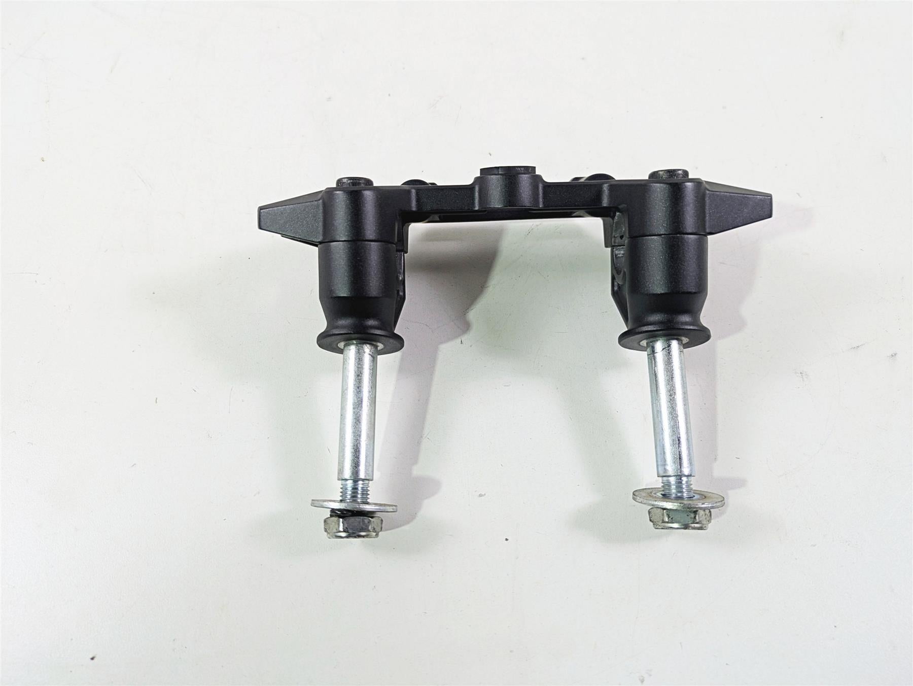 2020 Kawasaki Z900 ZR900 Handlebar Riser Holder Mount Set 46012-0396-18R {{ shop.shopifyCountryName }} - Mototech271