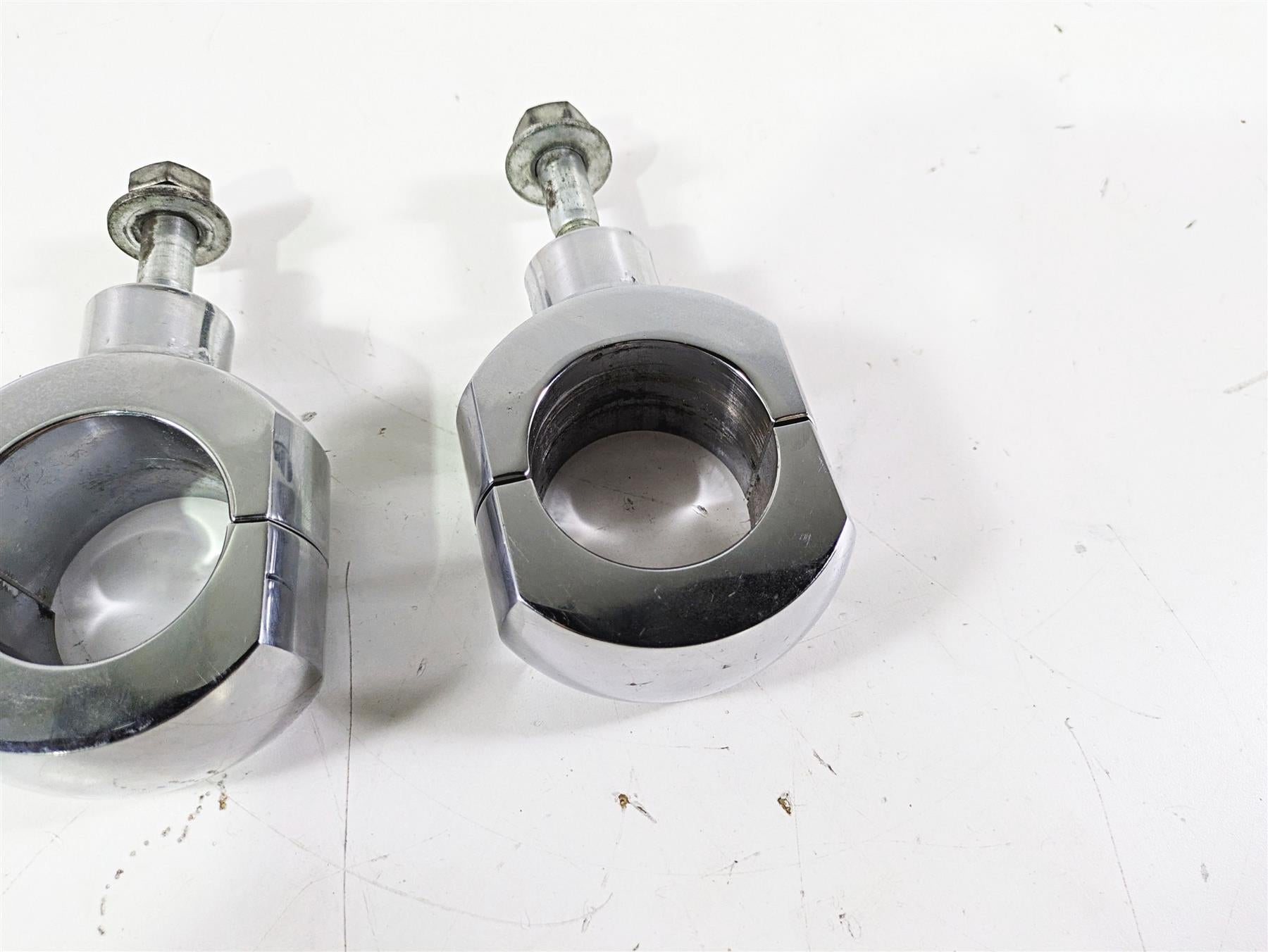 2003 Harley Softail FXSTDI Deuce 100th Aftermarket 2" Handlebar Riser Set {{ shop.shopifyCountryName }} - Mototech271
