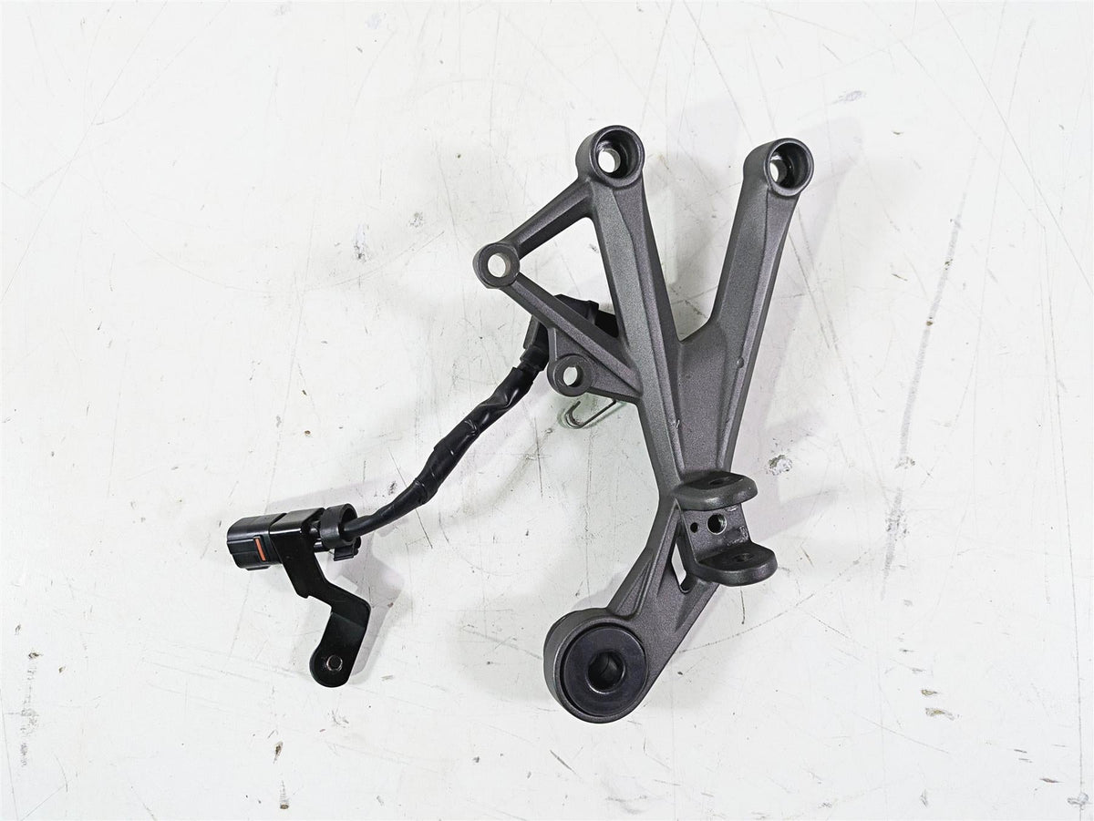 2020 Triumph Daytona 765 Moto2 Right Rider Footpeg Foot Rest Mount T2083382 {{ shop.shopifyCountryName }} - Mototech271