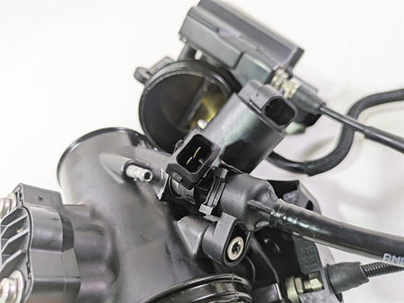 2018 BMW R nineT Urban GS K33 Throttle Body & Junction Set 13547705239 {{ shop.shopifyCountryName }} - Mototech271