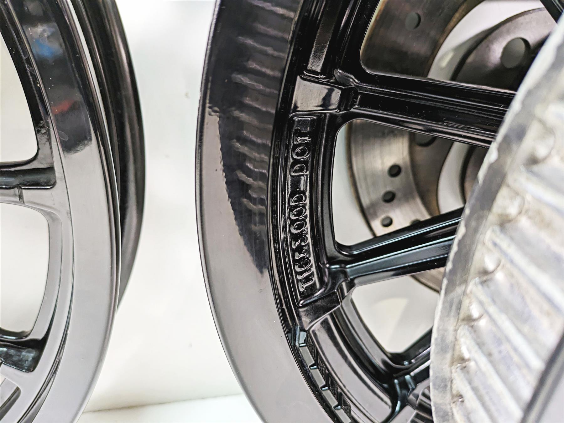 2005 Harley Dyna FXDL Low Rider Black Front Rear Wheel Set 16x3 19x2.15 43499-00 {{ shop.shopifyCountryName }} - Mototech271