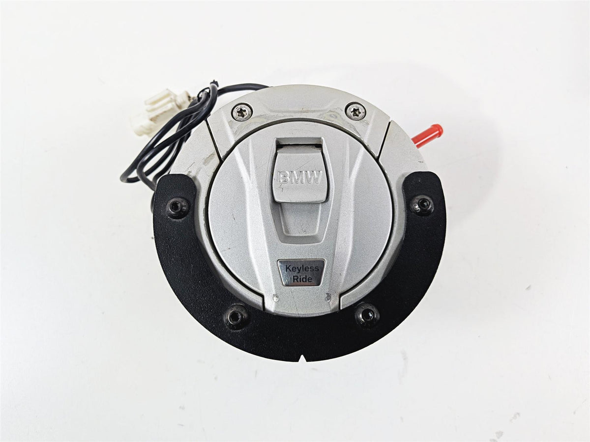 2016 BMW R1200RT RT RTW K52 Keyless Ride Fuel Gas Cap Lid 16118552106 {{ shop.shopifyCountryName }} - Mototech271