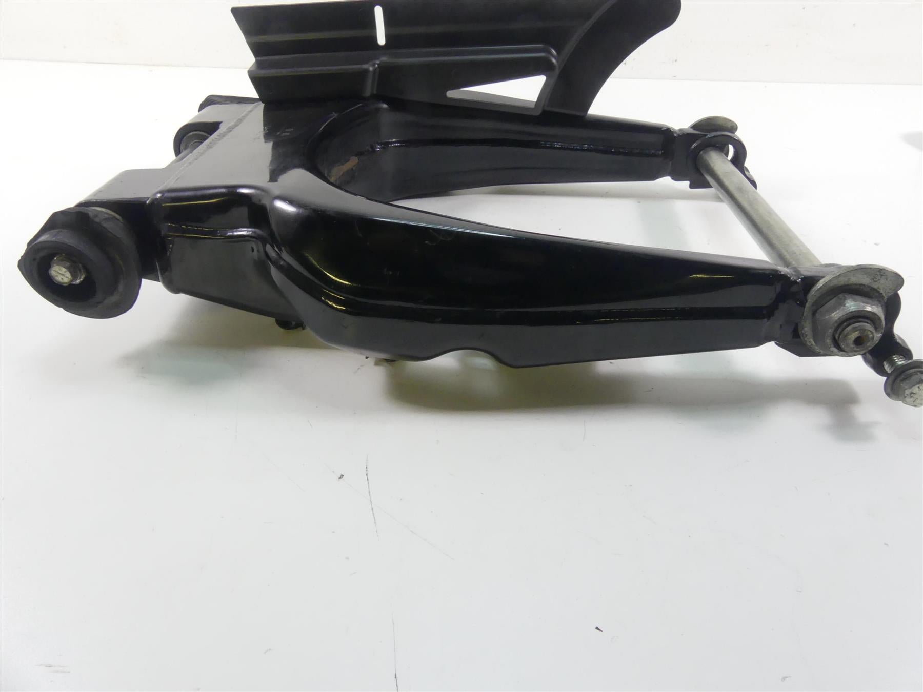 2013 Harley Touring FLHTP Electra Glide Swingarm Swing Arm + 25mm Axle 47549-09A {{ shop.shopifyCountryName }} - Mototech271