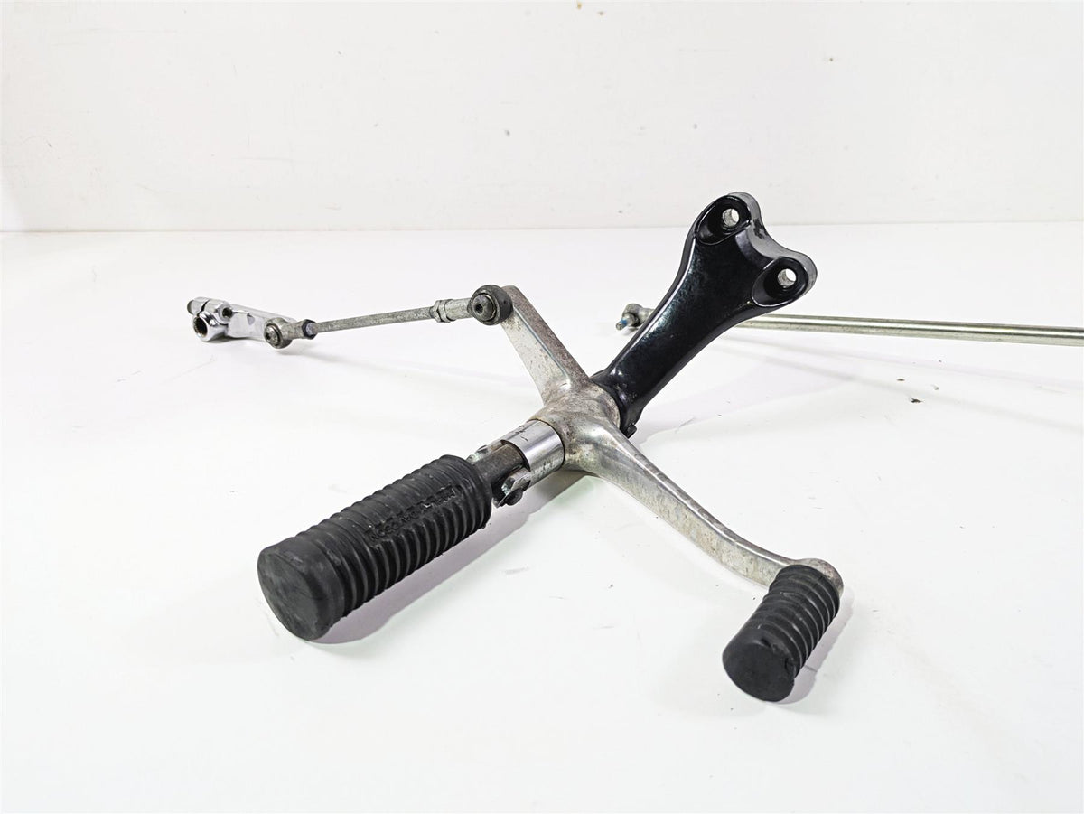 2007 Harley Sportster XL1200 C Front Footpeg Shifter Brake Pedal Set 42651-04 {{ shop.shopifyCountryName }} - Mototech271