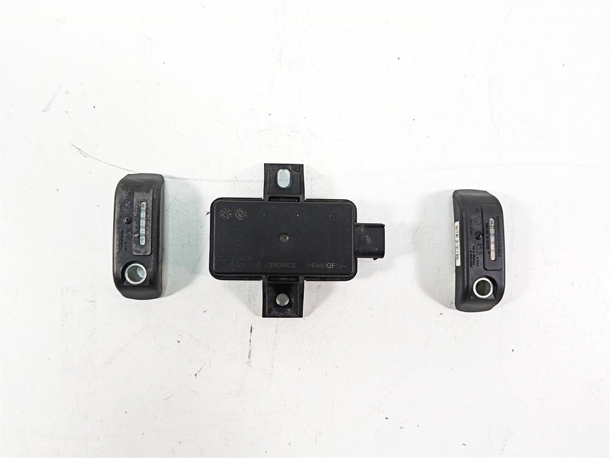 2016 BMW R1200R K53 Tire Pressure Sensors & Rdc Module 36318532732 65758546222 {{ shop.shopifyCountryName }} - Mototech271