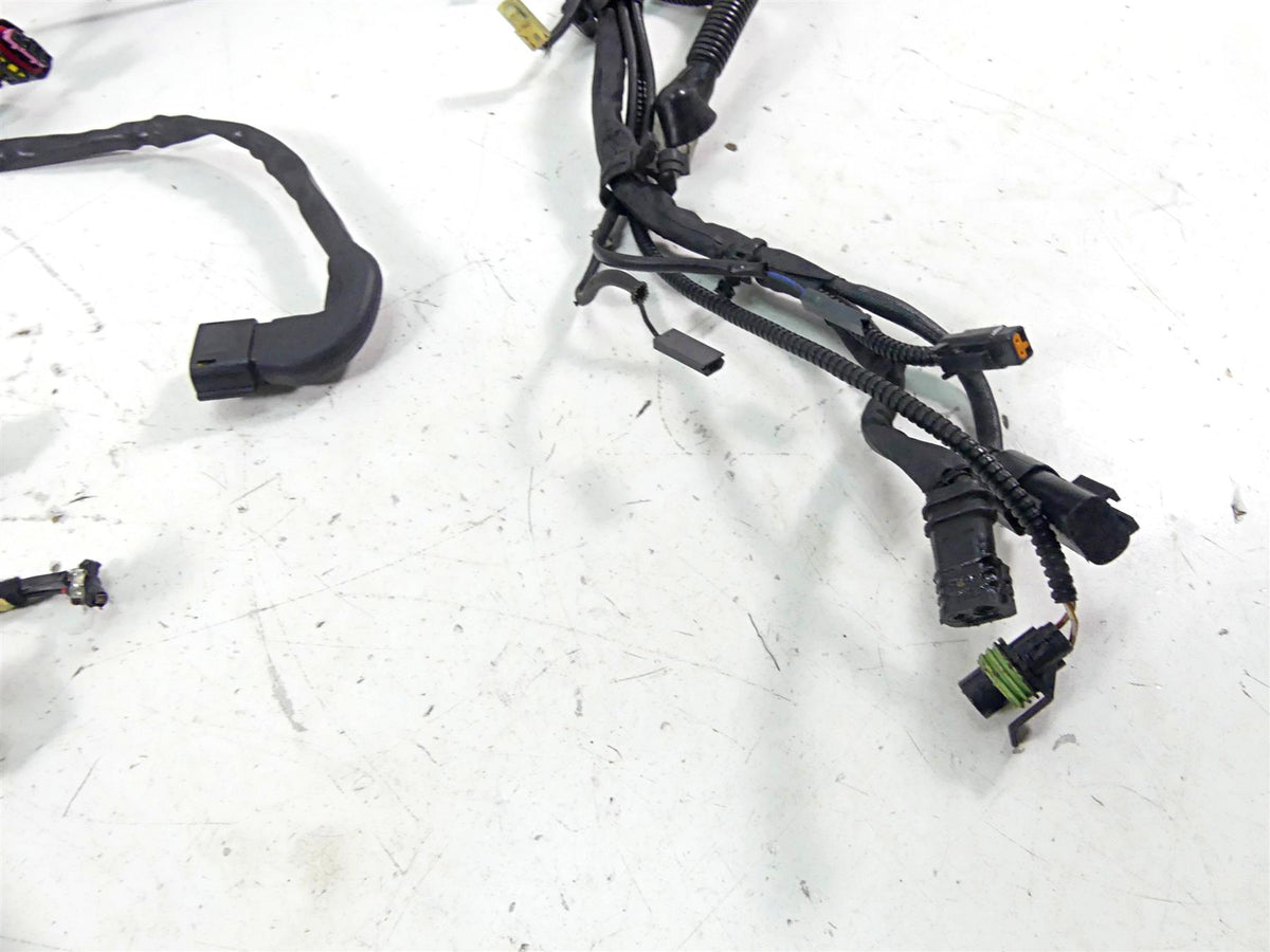 2015 Harley Touring FLHXS Street Glide Wiring Harness Loom - No Cuts 69200116 {{ shop.shopifyCountryName }} - Mototech271