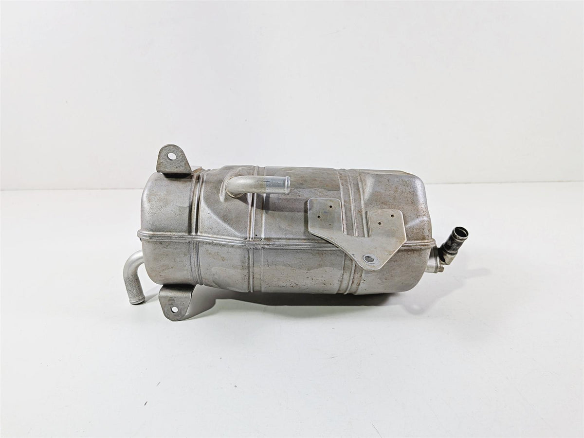 2021 Yamaha YXZ1000R EPS SS SE Oil Tank Reservoir 2HC-21751-01-00 2HC-21751-02 {{ shop.shopifyCountryName }} - Mototech271