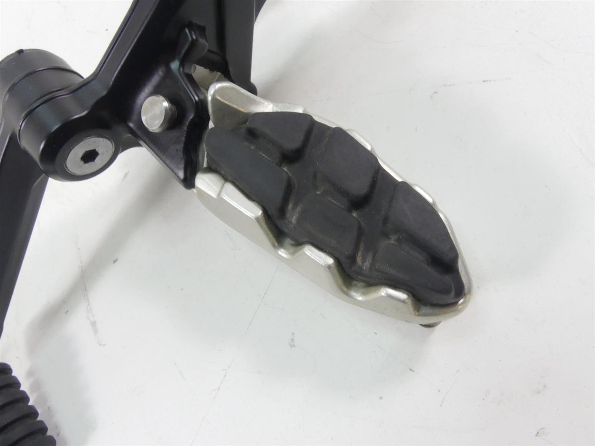 2022 Indian FTR1200 S Left Foot Peg & Shifter Lever Set 1025612 5143343 5143353 {{ shop.shopifyCountryName }} - Mototech271