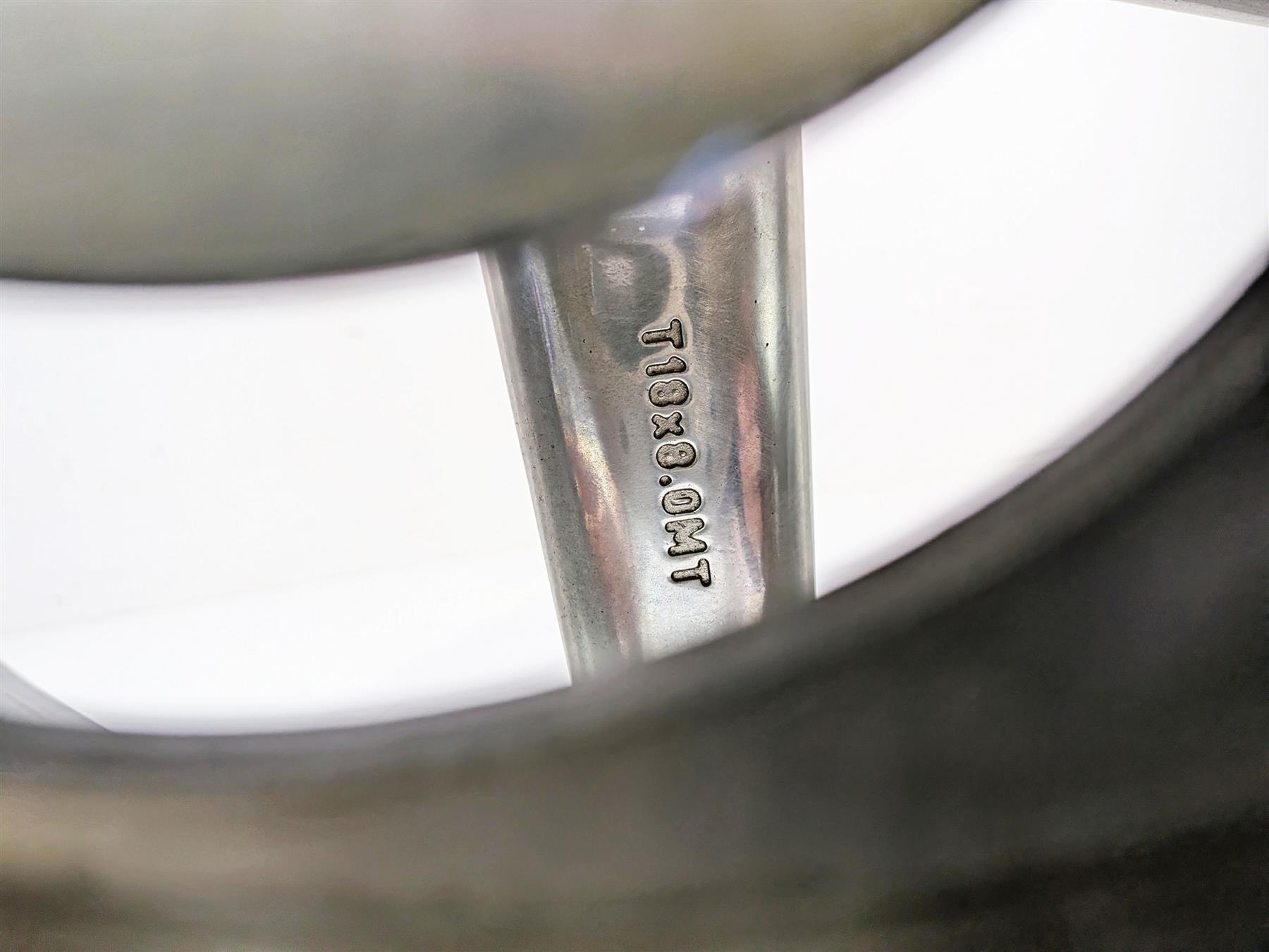 2009 Harley FXCWC Softail Rocker Straight 18x8 Rear Wheel Rim - Runout 41501-08 {{ shop.shopifyCountryName }} - Mototech271