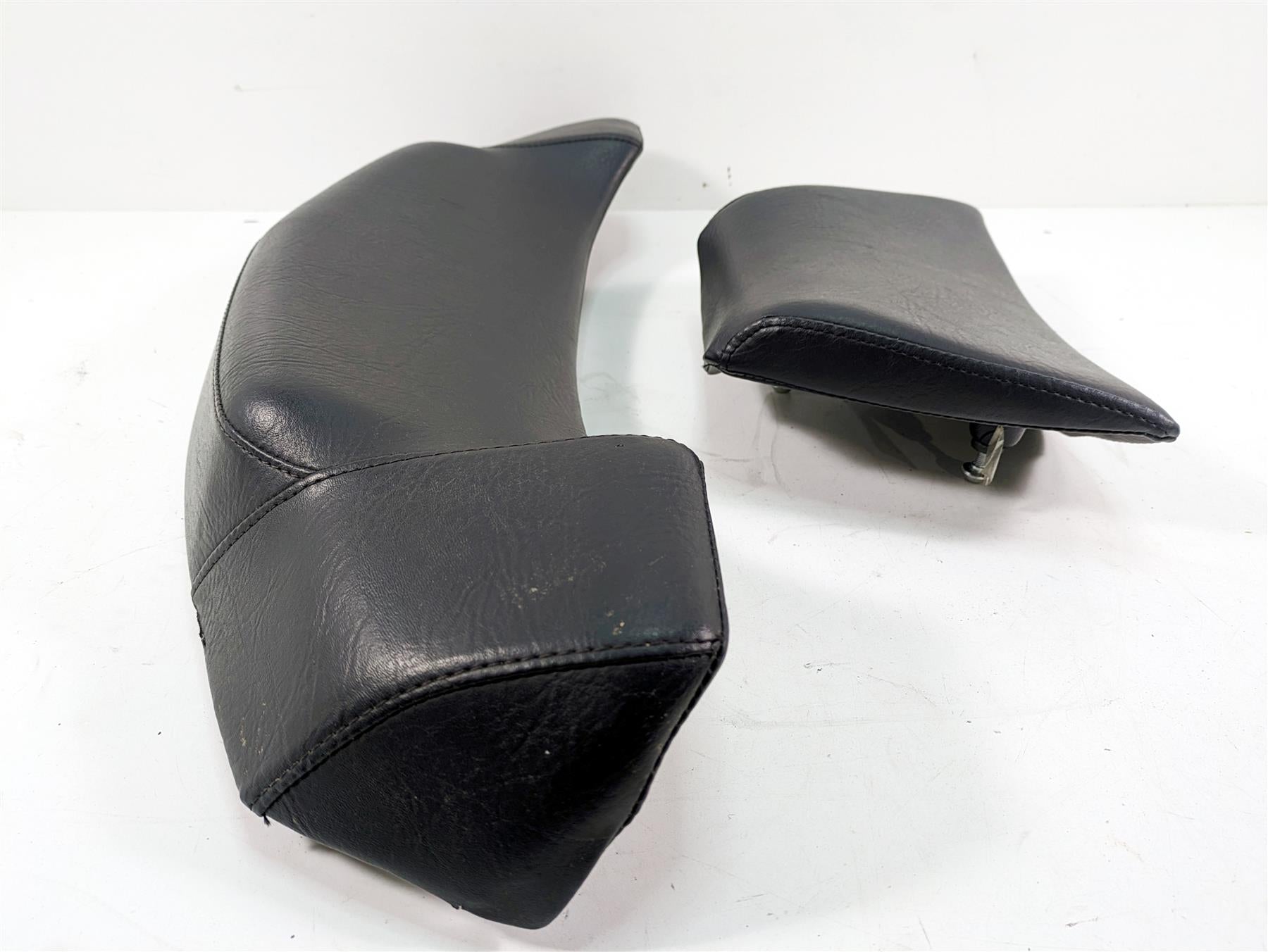 2011 Victory Cross Country Trunk Backrest Passenger Pillow 2684423 {{ shop.shopifyCountryName }} - Mototech271