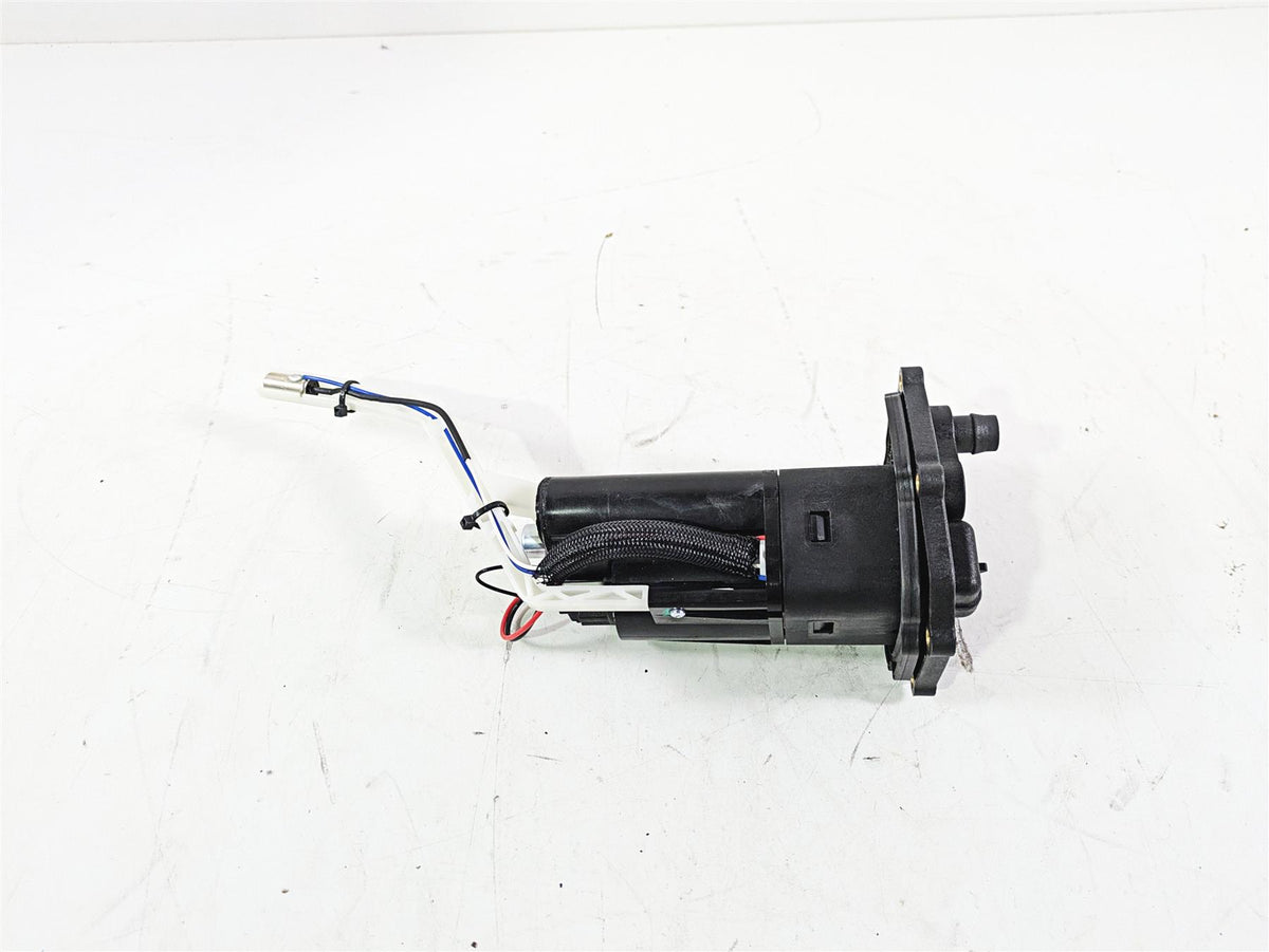 2018 Ducati Hypermotard 939 SP Fuel Gas Petrol Pump Tested 16024281A {{ shop.shopifyCountryName }} - Mototech271