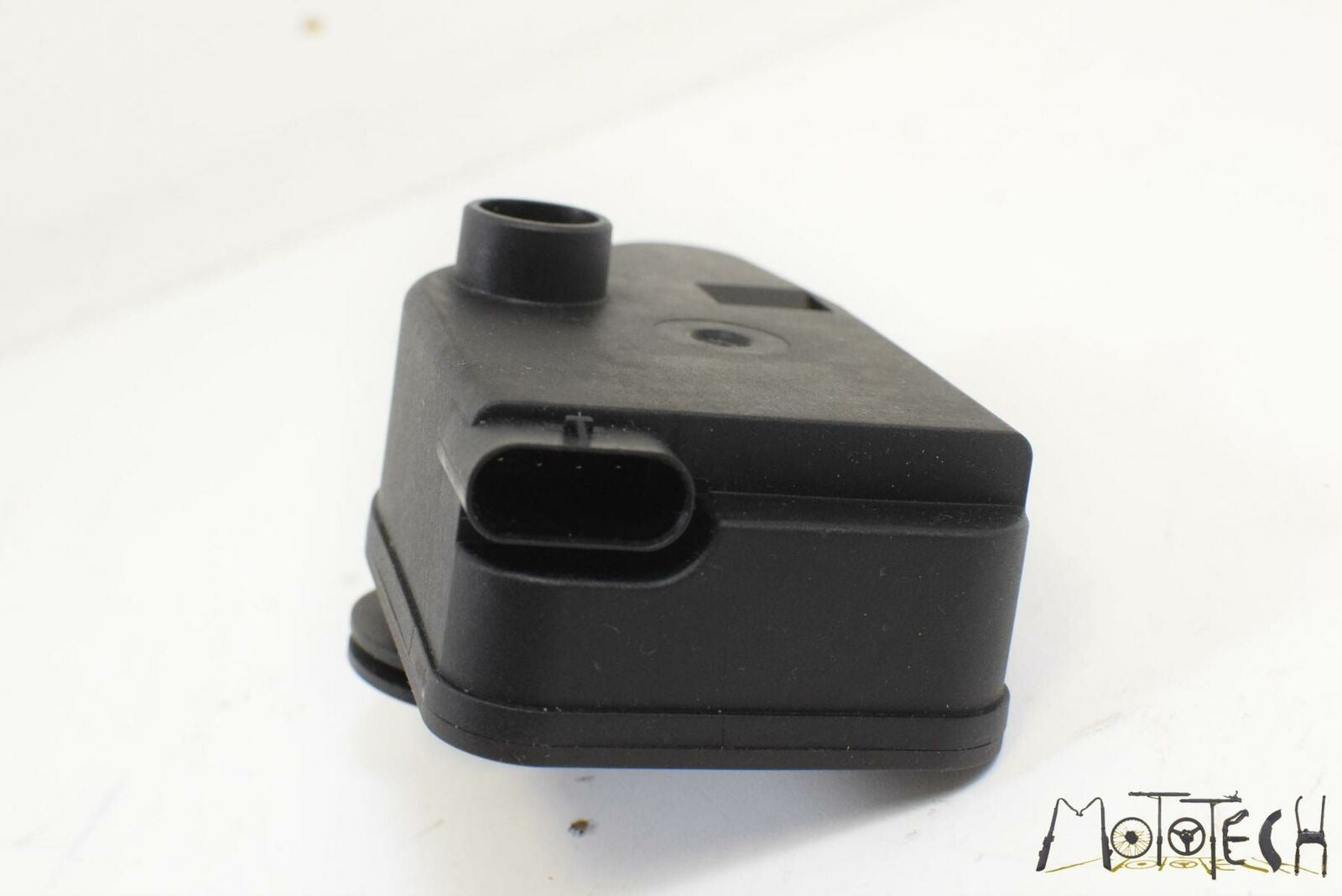 2009 BMW K1300 K1300S K40 Exhaust Valve Servo Motor Actuator 18307719422 {{ shop.shopifyCountryName }} - Mototech271